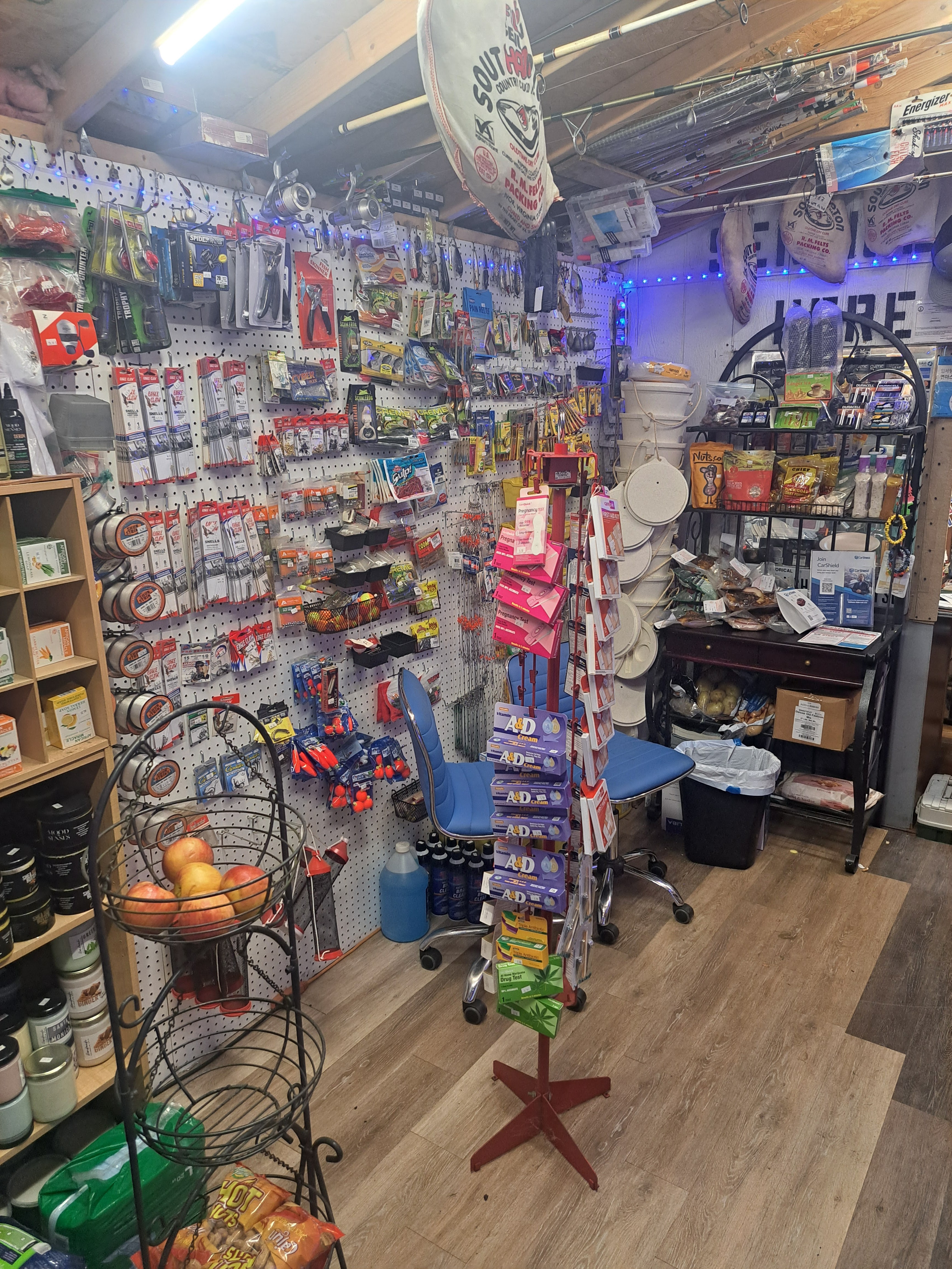 Nate's Bait & Market gallery photo 11